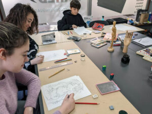 Taller de dibujar manga en Academia WAHED